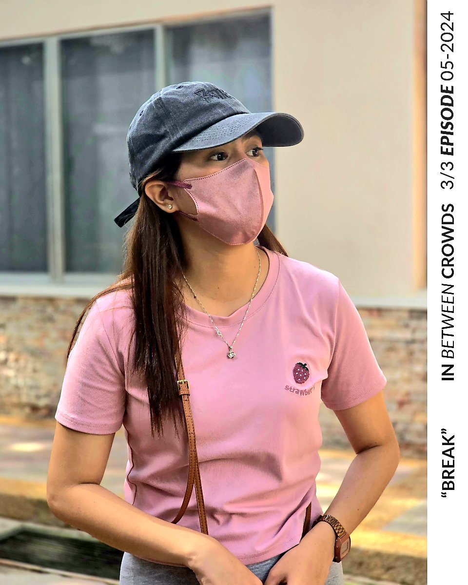 In Between Crowds tweet media