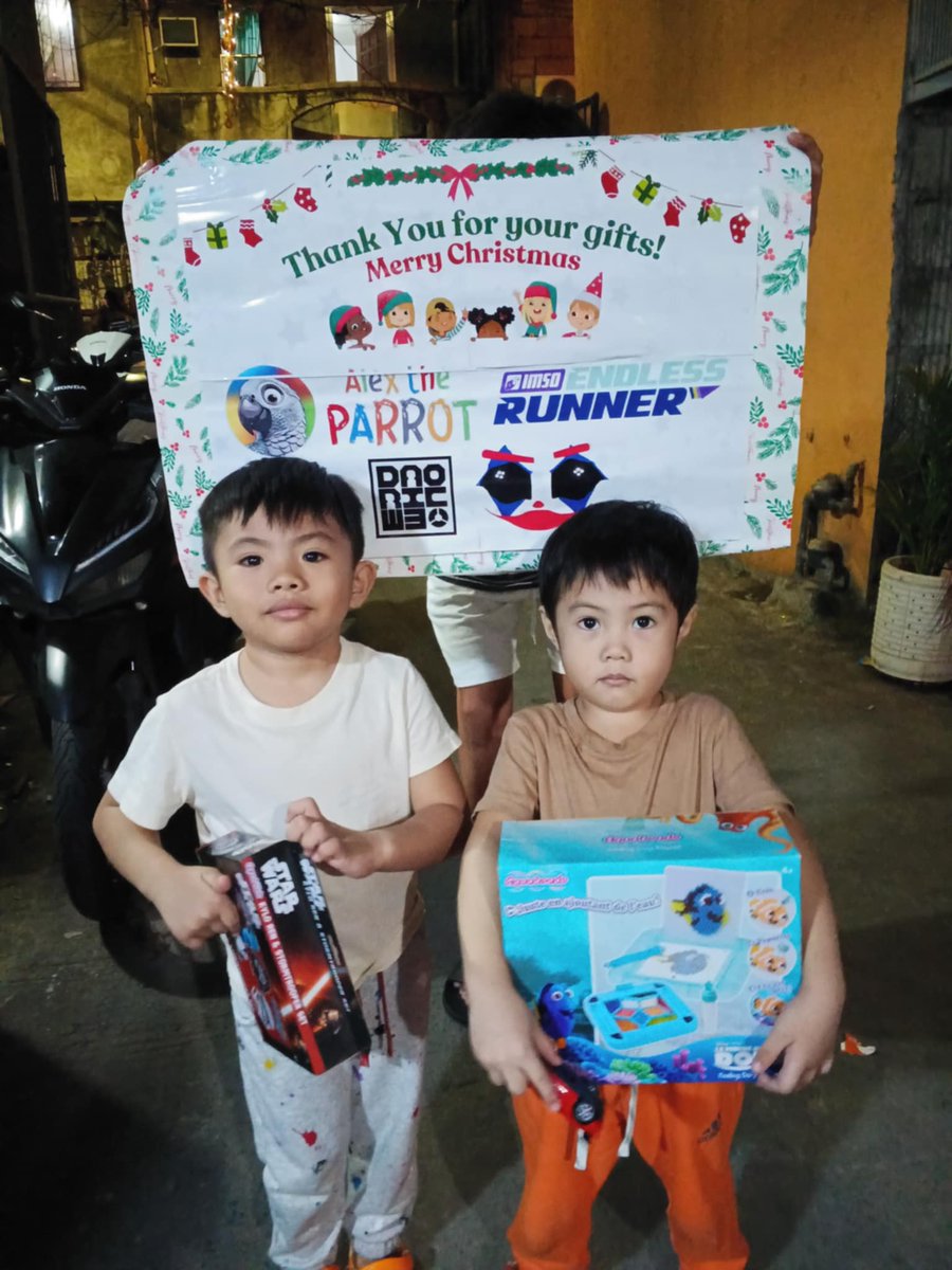 Some of @daoric_io's members are ending this year strong with organizing their own events and giveaways for the Holiday season

Thank you <a href="/AlexOnSolana/">ALEX THE PARROT</a> <a href="/retardiocasino/">Retardio Casino 🎰🤡</a> <a href="/IMSOnft_Chris/">Solana Chris (IMSO) ✌️⛓️'s</a> and other sponsors who made not just this but last week's Christmas Event possible

I don't want