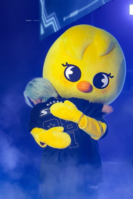 만홍 tweet media