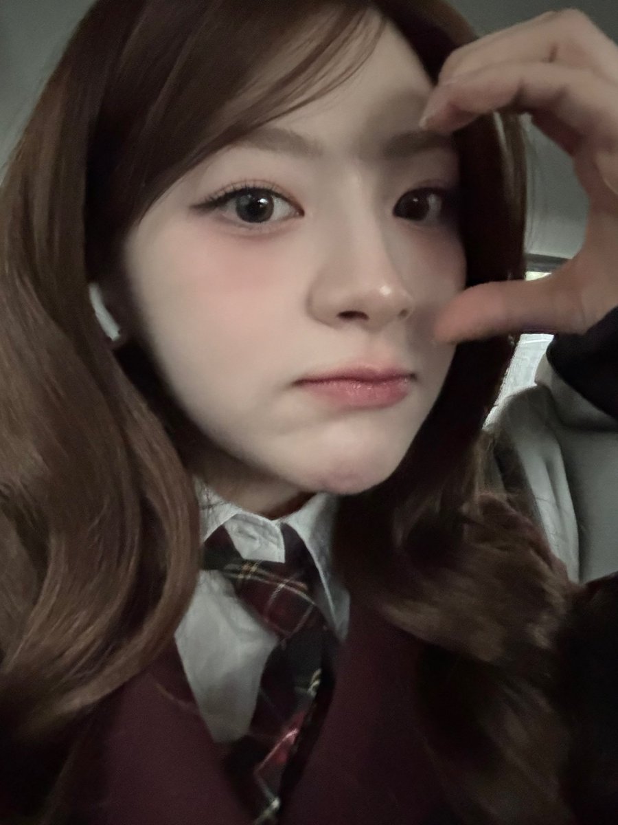 1406bbl's tweet photo. 241223 💭 https://t.co/lzHjt3r122
