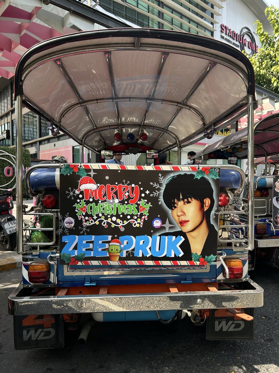 tuk_up's tweet image. ꒰🧣♡̶ #JoyfulXmasWithZS ₊˚⛄️✧
We are happy to share this project, in celebration of our two great artists, Merry Christmas and best wishes always. we love them!✨

( @Saint_sup ❤️🌵💙 @zee_pruk )

#CactuZSfamily #CactuZS
@ZS_LatinAmerica, @CactuzsHome