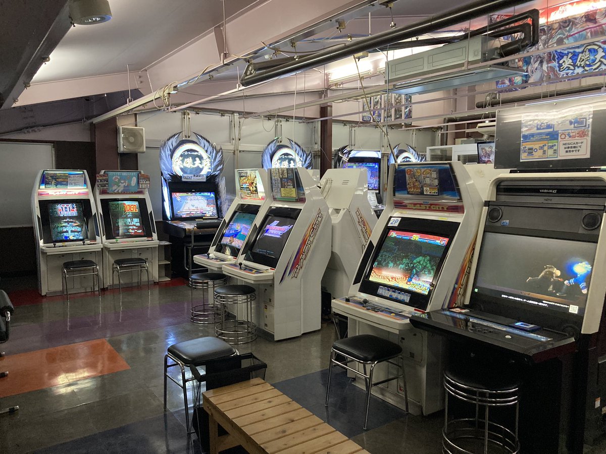 Dirtride2005Men's tweet photo. ビデオゲームが置いてあるゲーセンがどこにも無い！
・アミパラここじゃにあります。

exA-Arcadiaで遊びたいけどどこにも置いてない！
・アミパラここじゃにあります。

個人的に広島県内ではここじゃが最後の砦だと思ってます。

https://t.co/AfVAk00YgS https://t.co/JlmONzUKhx