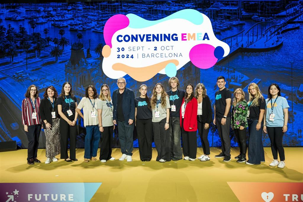 CETT (@cett_ub) on Twitter photo Grau en Màrqueting, Esdeveniments i Entreteniment, connecta amb el sector des del primer dia🔛
➡️ Una formació innovadora i adaptada a les necessitats actuals del món professional, pionera pel seu model integral.
🔗cett.es/ca/noticia-gra…
#WeAreCETT #ThroughExperiences Grau en Màrqueting, Esdeveniments i Entreteniment, connecta amb el sector des del primer dia🔛
➡️ Una formació innovadora i adaptada a les necessitats actuals del món professional, pionera pel seu model integral.
🔗cett.es/ca/noticia-gra…
#WeAreCETT #ThroughExperiences