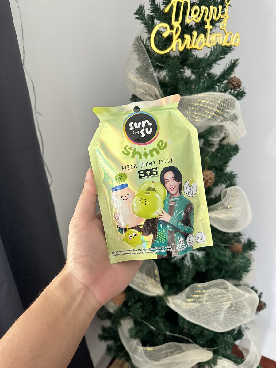 Buskjinwookcute's tweet photo. 👀 ได้รับซันซุฮาร์ทแล้วนะงับลำบากหาซื้ออีกเพราะอร่อยมากๆเลยครับ��อบคุณที่แบ่งปันกันน้า🎄💖 #Pa47747 https://t.co/pJ5N38OLQb