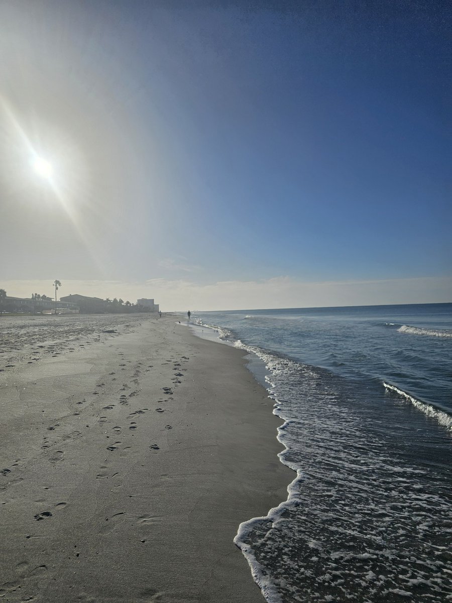 ZRFOTO's tweet image. Gonna be a great day.