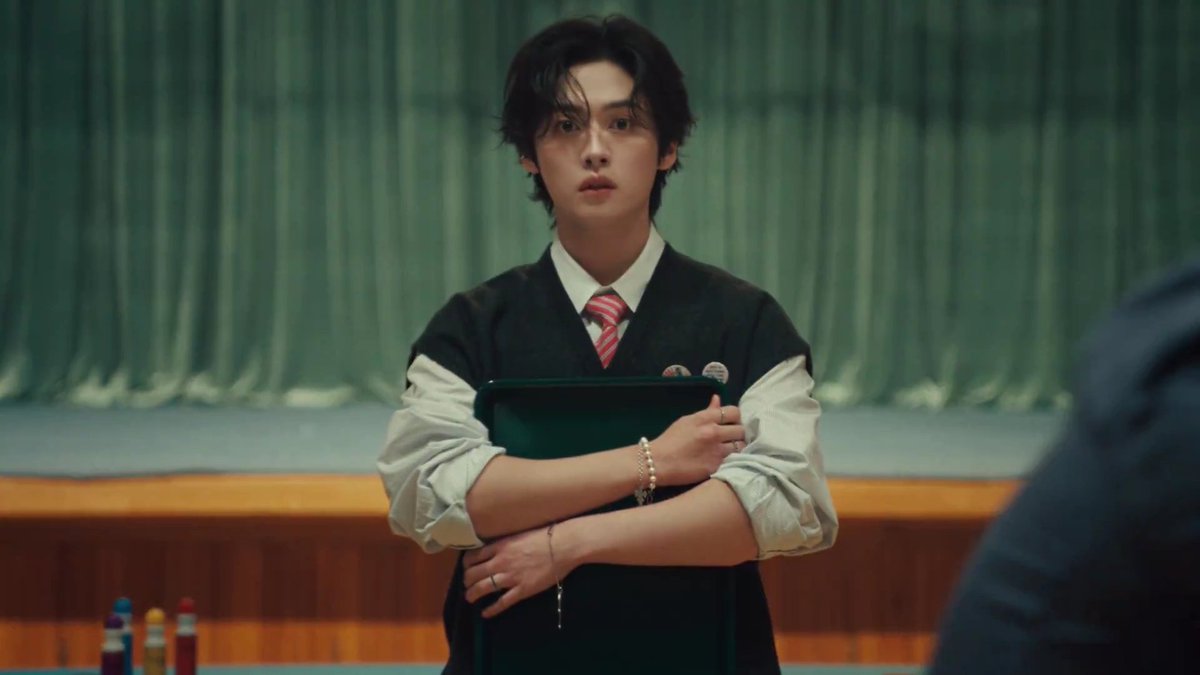 choiduckyy's tweet photo. 🩵 YOUTH MUSIC VIDEO GIVEAWAY 🩵
— 1 WINNER of 200 pesos gcash
— 2 WINNERS of 50 pesos gcash

❗️RULES❗️
• mbf
• like and rt
• reply streaming proof of youth mv with watermark and timestamp
• drop tags
ends Dec 24 11:59pm
https://t.co/YvyZ2SRu6G

LEE KNOW YOUTH MV RELEASE
#LeeKnow_YOUTH
#LeeKnow