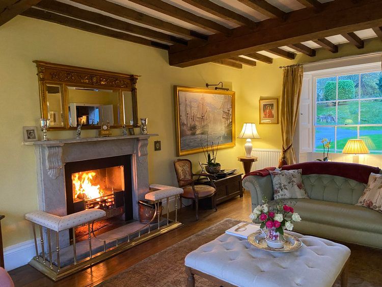 TheBBDirectory's tweet photo. 🏡 Guests staying at Hrempis Farm B&B can relax in luxurious, spacious rooms, each thoughtfully designed with comfort in mind.
https://t.co/1Ma7hkMnt3
#WeddingDayReady #FourPosterLuxury #CountrysideRetreat #WeddingAccommodation #RomanticGetaway #Rempstone #Leicestershire #UK https://t.co/cUdUKTmAcu