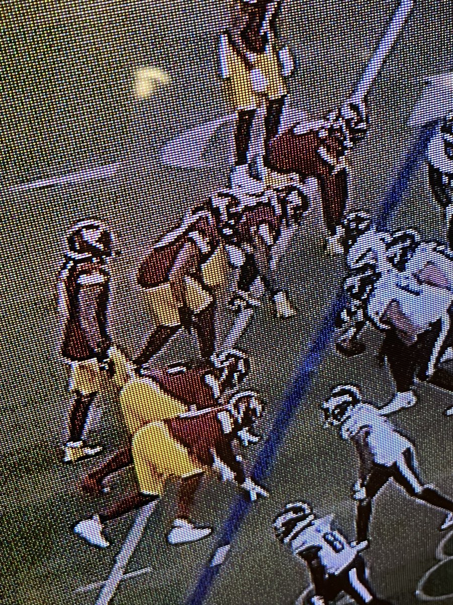 TheGarberZone's tweet photo. @JoeDeCamara, @WIPMorningShow 
This is on the play Pickett was sacked in the red zone. Guy was offsides (he didn’t get the sack, but pushed deep in the pocket contributing to it). https://t.co/lNQ0hqRCGL