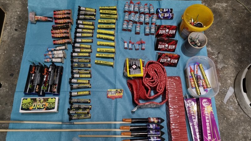 Tientallen kilo’s zelfgemaakt vuurwerk in beslag genomen in Haelen
