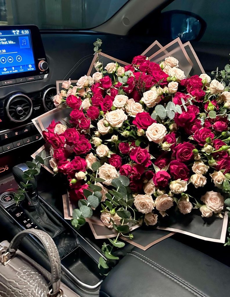 ❀ (@i3moment) on Twitter photo 