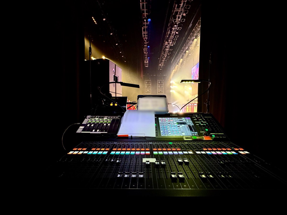 Loud_kids_dai's tweet image. EXシアターでクリスマスイベント初日でした🎄
最近M4の会場が増えたから安定感でしかないですね🔊
かわいいサンタさん🤶だらけで目が潤いました🤩

いつメン&amp;amp;お久しぶりな方も多く長丁場でも楽しかったな✨

サンタのモニターおじさん珍道中はまだまだ続きます🥸

お疲れ様でした！
#EXtheater  
#ql5