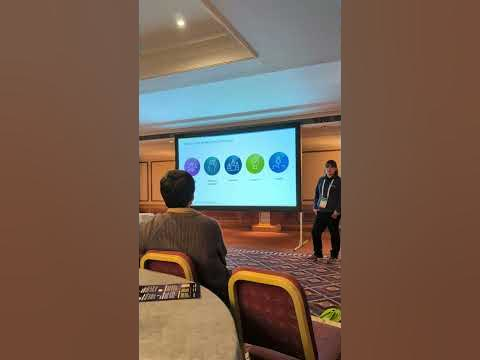vFirehose's tweet image. A quick look round the UK #VMware User Group meetup #UKVMUG @myvmug #VMware #Birmingham dy.si/Vu2SjK2