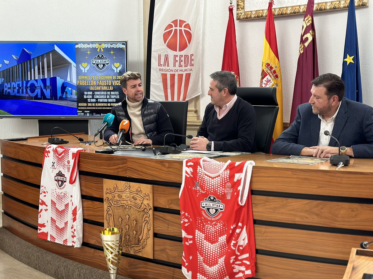 📸 Presentación II edición del All-Star ‘Canastas solidarias’ de la <a href="/FBRegionMurcia/">La FEDE - Región de Murcia 🏀</a>

🗓️ Domingo 29 de 10h a 14h
📍 Fausto Vicent (Alcantarilla)

🏀 Concurso de mates, de triples y partido mixto de exhibición

🎟️ Entrada gratuita con 2kg de alimentos no perecederos