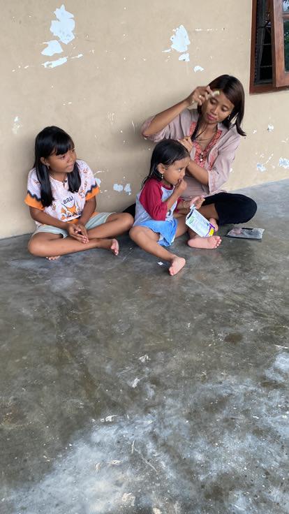 DICARI ORANG HILANG
Kronologi
Ryan Isnaini domisili Prambanan pada bulan mei 2024 menikah siri dengan pria bernama Ade Sukma Yunior berdomisili Mojokerto, diduga mengalami ancaman dari suami setelah menikah, sang suami menyuruh untuk menjual harta yg dimiliki termasuk mobil jazz,