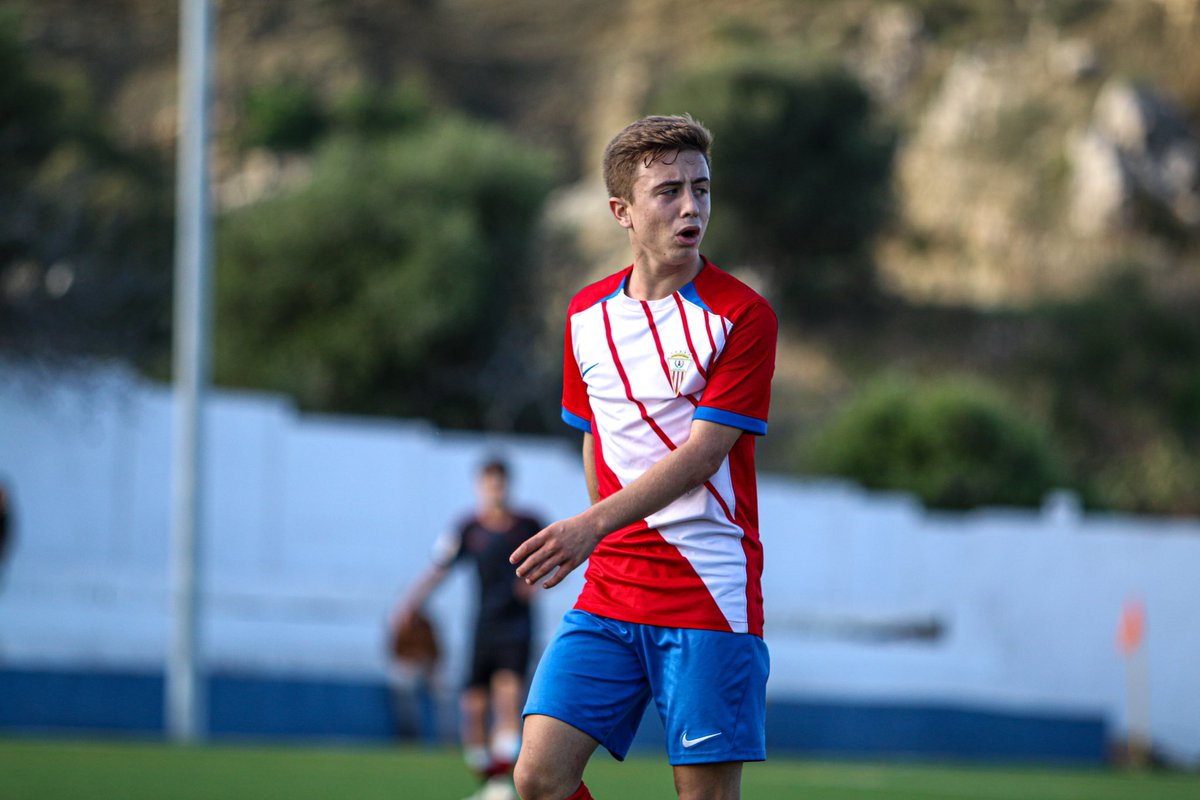 AlgecirasCF's tweet image. ℹ️𝐑𝐞𝐬𝐮𝐥𝐭𝐚𝐝𝐨𝐬 𝐝𝐞 𝐧𝐮𝐞𝐬𝐭𝐫𝐚 𝐜𝐚𝐧𝐭𝐞𝐫𝐚 𝐞𝐥 𝐟𝐢𝐧 𝐝𝐞 𝐬𝐞𝐦𝐚𝐧𝐚.

Arcos CF-Senior B 4-0
Puerto Malagueño-División de Honor Cadete 2-2
Juvenil B-Caetaria CD 6-0
Xerez DFC-Juvenil A 0-1
Real Betis-Infantil A 2-1
Cadete B-CD San Roque 3-1

#FormandoEstrellas