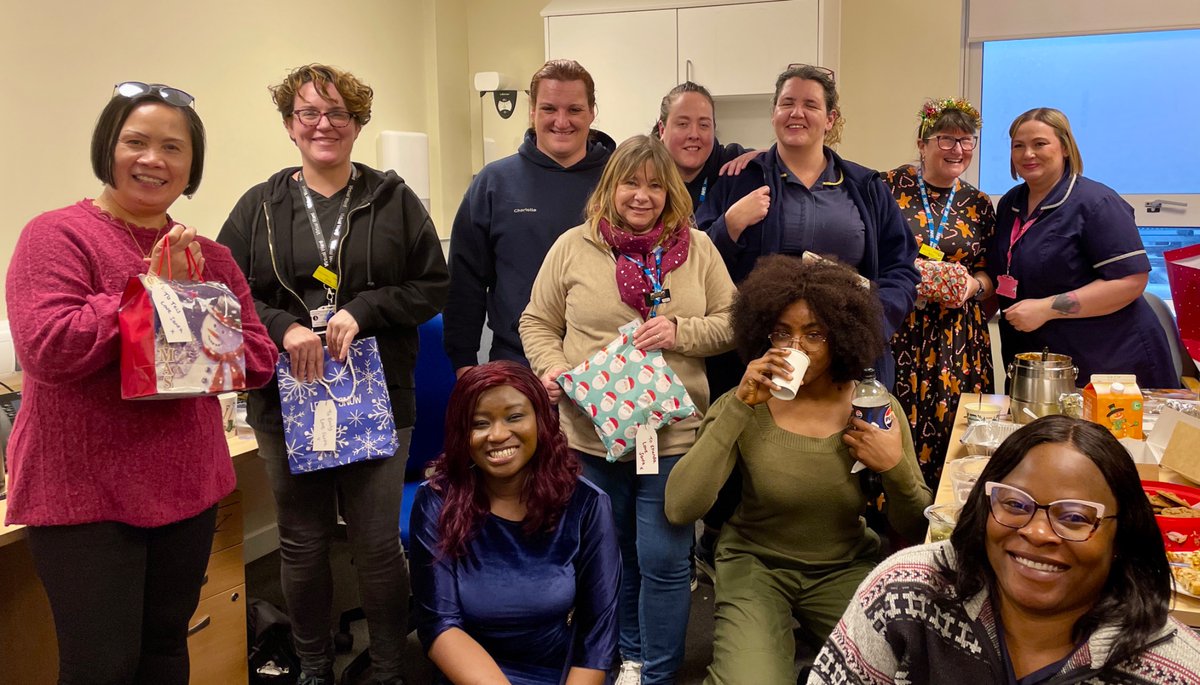 Merry Christmas everyone from us in the Virtual Ward!! And we got to celebrate in our new home too (just next to the fab team in the Discharge Lounge!!). We’ll try to save some food <a href="/LouHuntley1/">Lou Huntley</a>, promise. <a href="/UHP_NHS/">University Hospitals Plymouth NHS Trust</a>