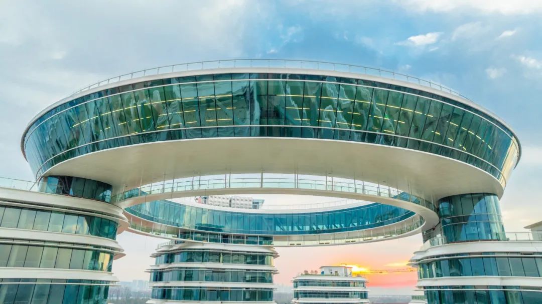 ChangshaCity's tweet photo. The R&D center of Daze Lake #Returnee Town will be completed and put into operation soon. #Changsha https://t.co/NsmKRgTJKR