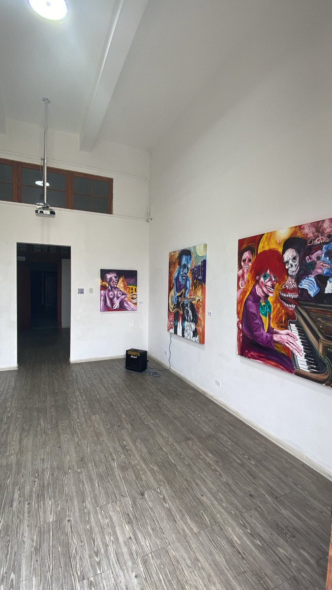 renatonomas's tweet photo. “Distorsión, el canto de los espectros”. Muestra individual en la Galeria Martín Yépez. Hasta el 04 de enero 2025 #artvsartist2024 #arteperuano #art https://t.co/D93RucMO9n