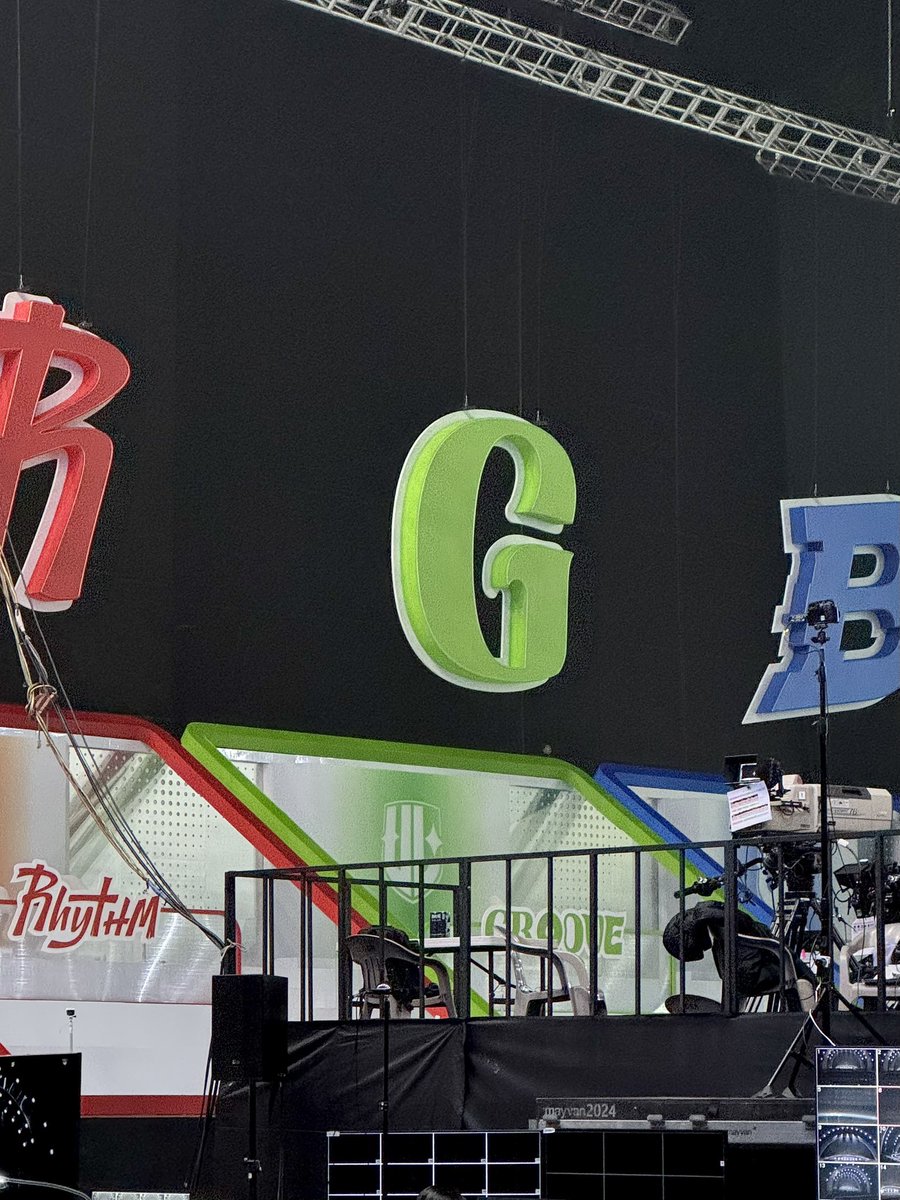 티미긩 tweet media