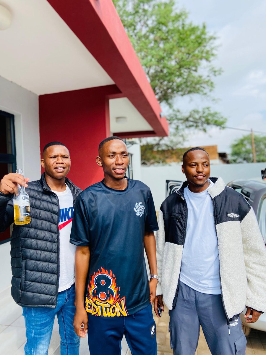 Infame_LoneR's tweet photo. BNR ‘24 with my boys🫴🏾🙂‍↔️. https://t.co/wlcG7X4nKO