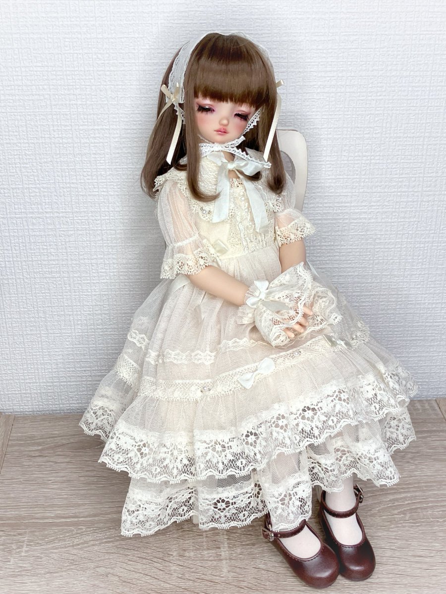 juria_doll_'s tweet photo. ららは椅子に座らせると謎の貫禄がありつつお人形さんって感じで可愛い☺️ https://t.co/OUR5ophLjy