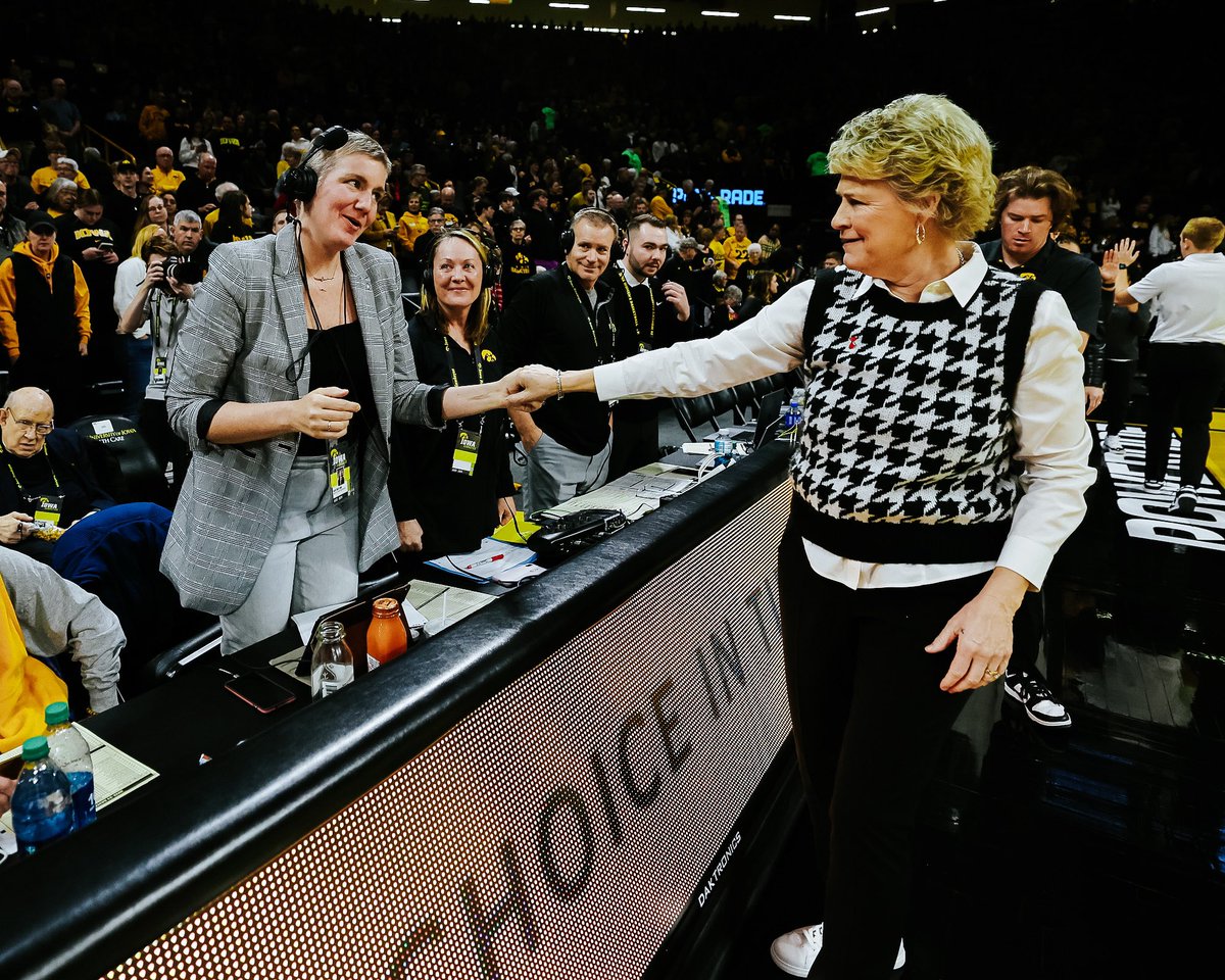 The voice of our favorite memories 💛

Jamie brought joy to all she encountered. She was an All-B1G competitor and an enthusiastic and entertaining color analyst. More importantly, she was an incredible friend and mother. 

Rest in peace, Jamie Cavey Lang. We’re forever grateful