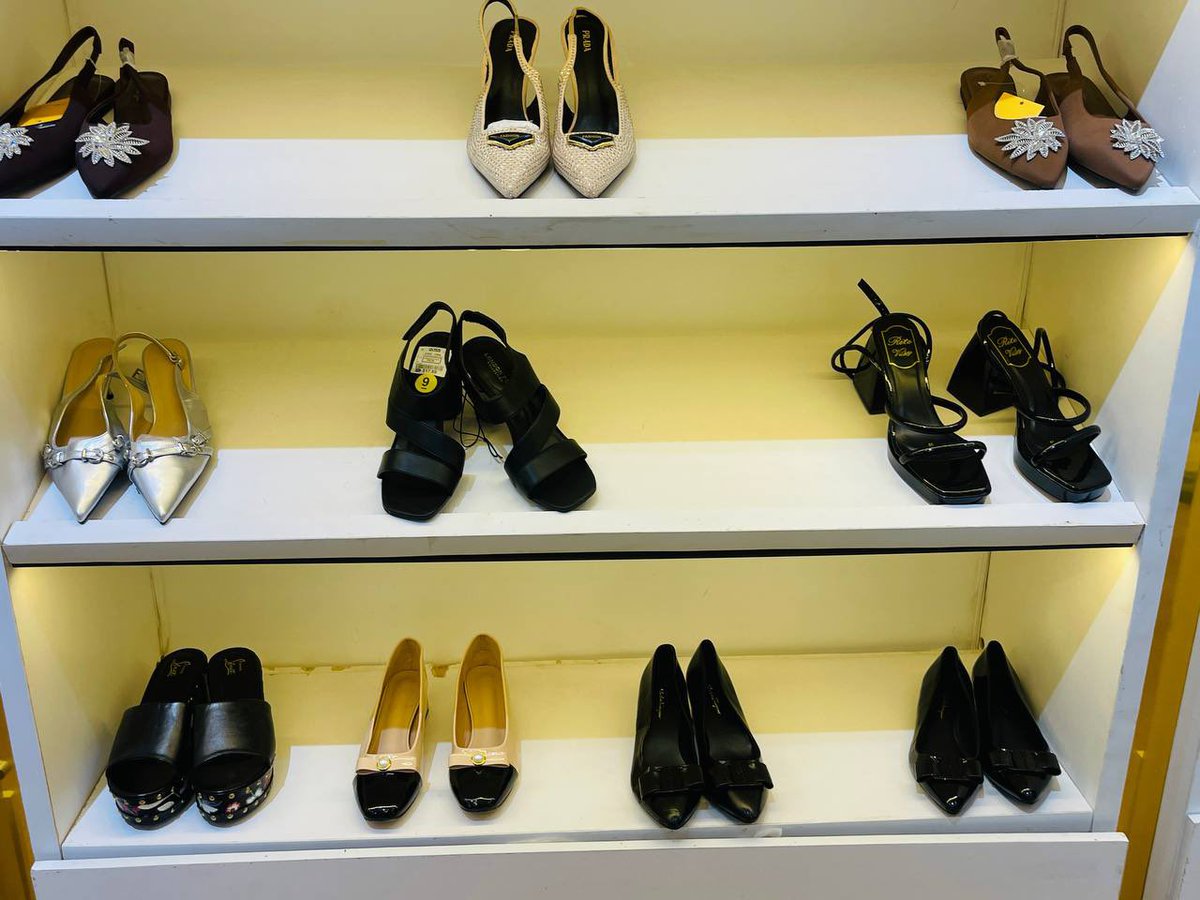 Sharersmarket's tweet photo. Treat yourself to the finer things in life with our luxurious footwear 🛒🛍️

📍Visit Shares today at Pinnacle Mall, Loveworld City, Asese, Ogun State.

📞 For inquiries, Call +23489062085
#sharers #makeupstudio #beautytreat #booknow https://t.co/81uzTQv09f