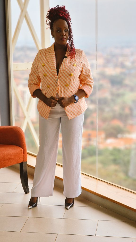 Ann Taylor tweet media