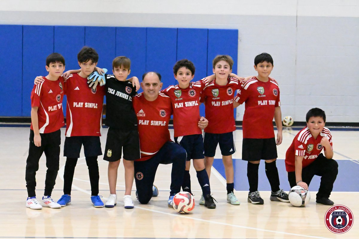 tocajuniorsfc's tweet photo. ⚽❄️ Youth Winter Soccer Program (Week 3)

◼️ U8/U10, U10/U12 Boys Games vs Japanese school!
📍 Bethesda area, Maryland

🔵🔴 #WeAreToca #TOCA #tocajuniors #PLAYsimple #littlekickers #soccerforkids #boys #girls #soccerforgirls #soccerforboys #YouthSoccer #indoorsoccer #WinterSoccer #YearRoundGame #TrainWithPassion