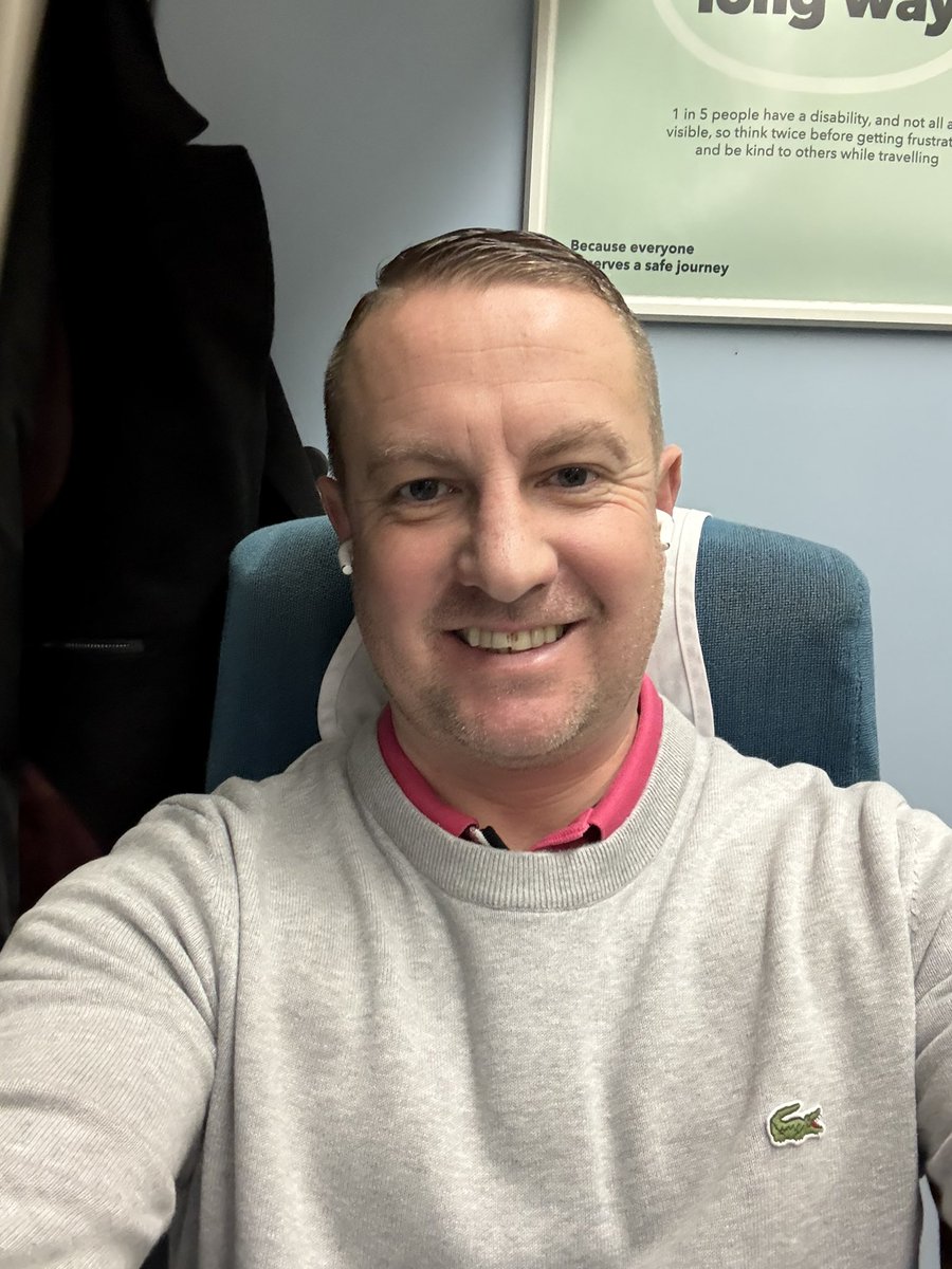 ChrisMasonNamos's tweet photo. @RichElthamNamos @joshrock18002 @RobCross180 @rabRBSltd @NamosSolutions @ScottRBSLtd @TargetDarts @PwrByFluidity @PACAIRNW @RBS_Scaffolding BOOM 💥 On my way #TeamCross https://t.co/9zEtFGQjVh