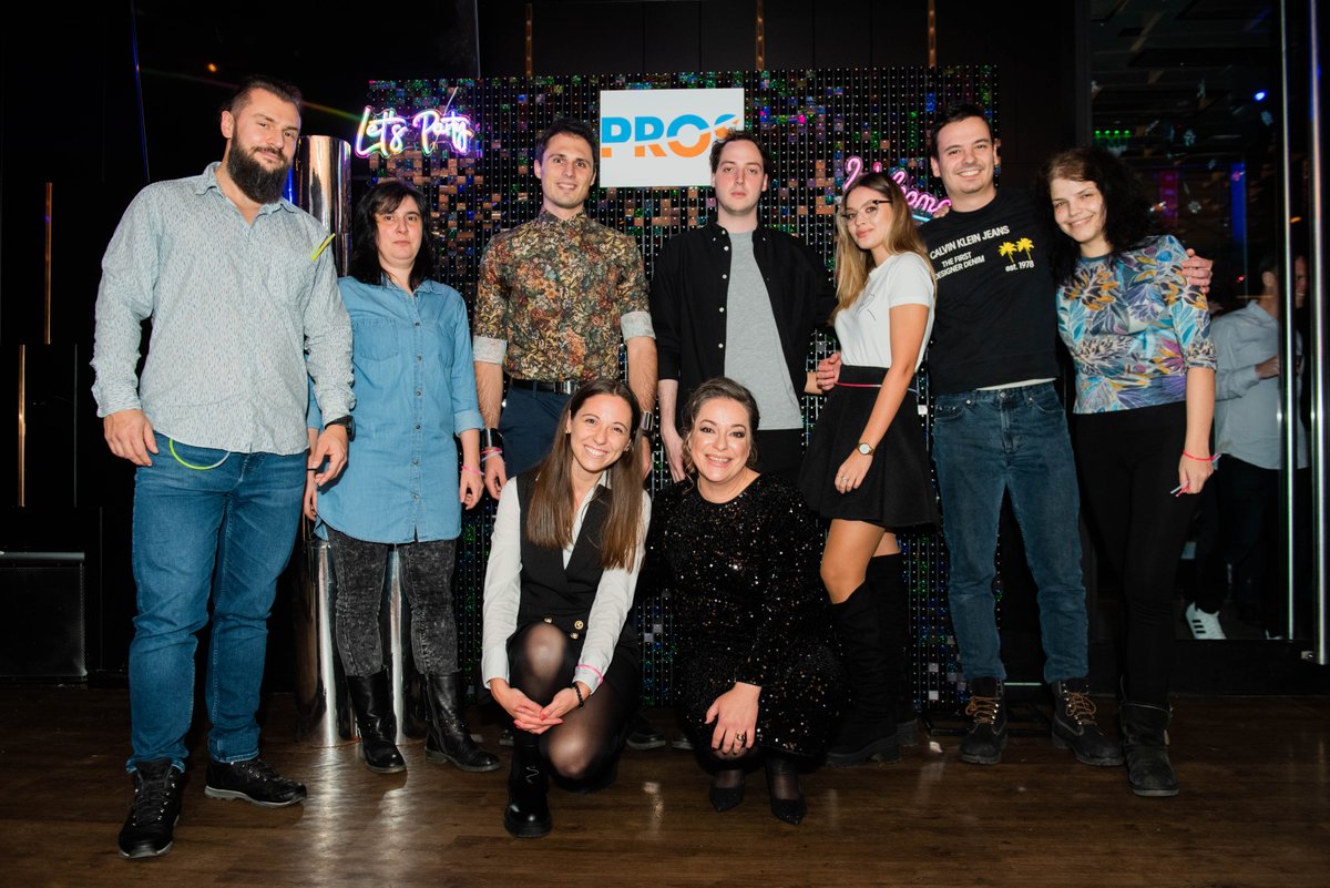 StacyPaunova's tweet photo. 'Tis the season to celebrate our successes and wins together! β¨π
#LifeatPROS #HappyHolidays https://t.co/7sjyjkCeRF