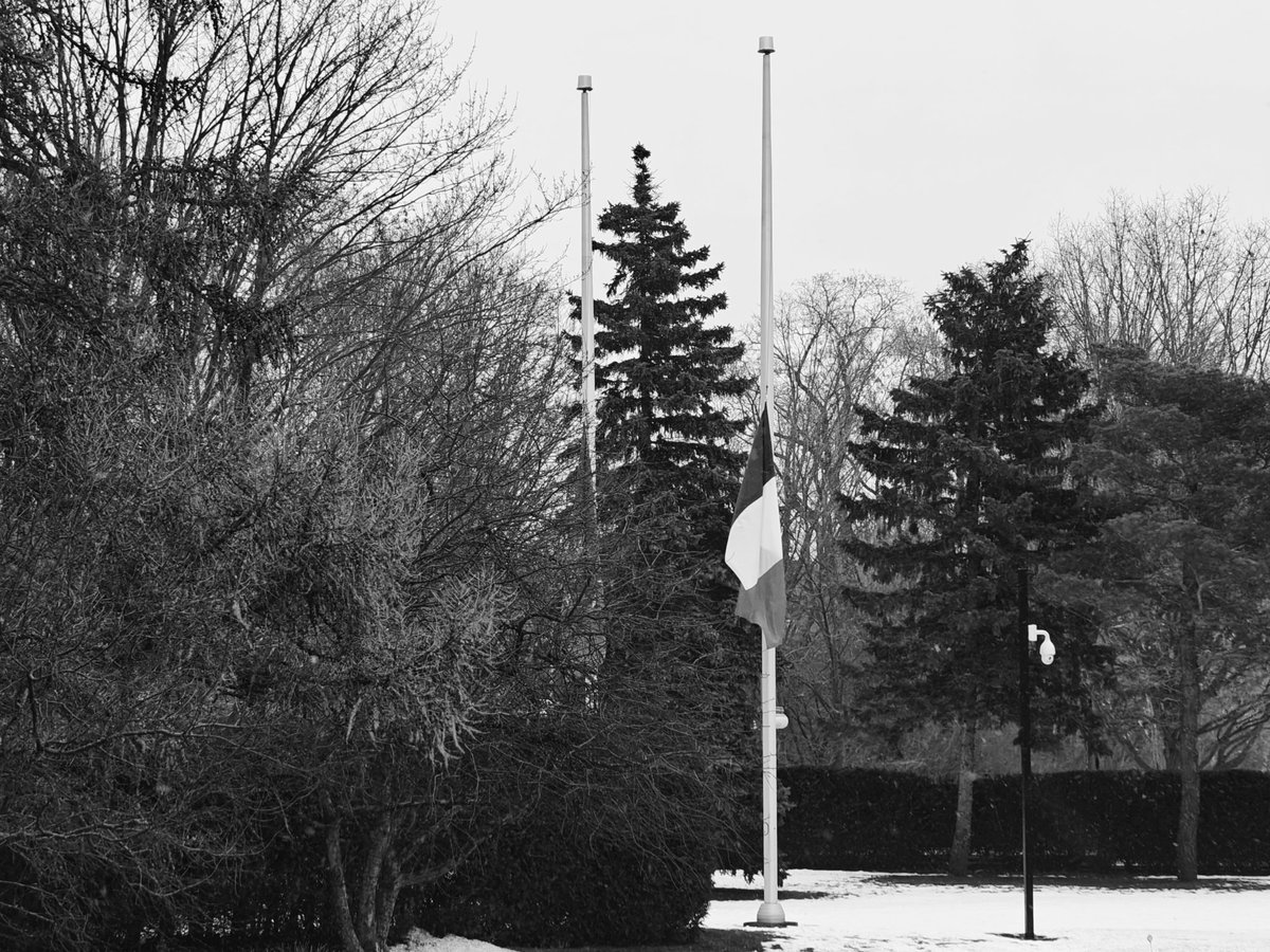 FrankMarchetti's tweet photo. Merci à @AMC_corporatif d'avoir représenté le gouvernement 🇨🇦 à notre minute de silence pour Mayotte, ainsi qu'aux associations présentes de la communauté 🇫🇷.
Solidarité avec les Mahorais, espoir que le département soit vite reconstruit après la grande tragédie du cyclone #Chido. https://t.co/zuUMnZ76ma