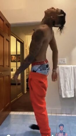 NLEFETlSH's tweet photo. #nlechoppa THROWBACKS🍑💦🥵👅💦💦 https://t.co/Vqg4LOH3aR