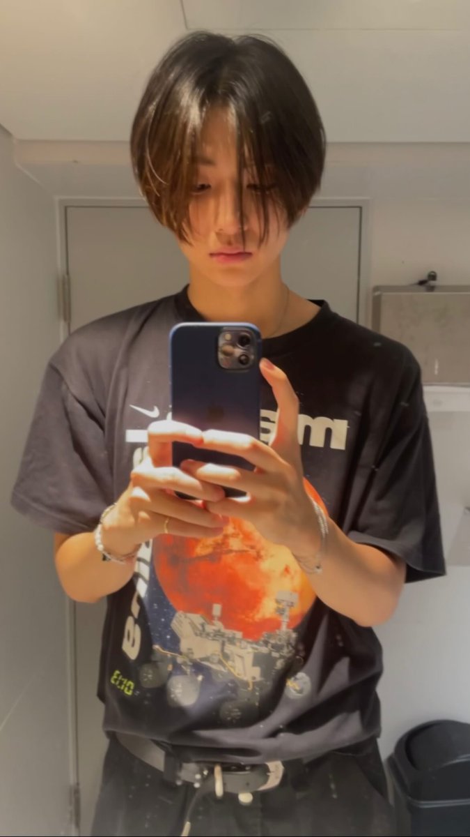 Thank u for ur hard work, for being in this world, bringing so much love &amp; happiness. I pray that every dream Sangwon holds in his heart comes true in the most beautiful way. I'll always be here to support u🥀❣️

LEE SANGWON BEST BOY
LEE SANGWON THANK YOU
LEE SANGWON WE LOVE YOU