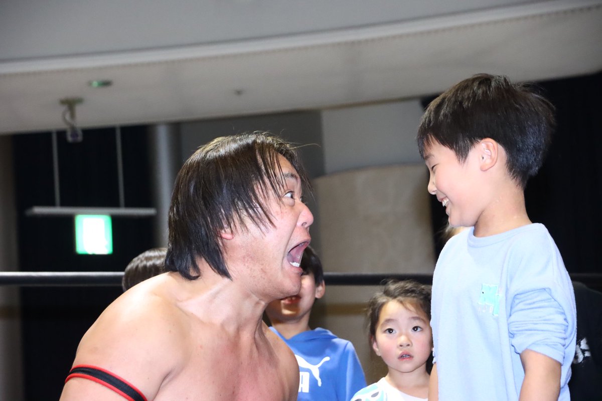 energyse_moriya's tweet photo. 大阪メトロ&amp;道頓堀プロレス
コラボ大会はほのぼのとした雰囲気の中、熱い試合もあり盛り上がりました‼️
機会してくれた大阪メトロさん、ありがとうございました
又、やりますよ
#doutonbori_pw 
#japanese_train https://t.co/V5QILlXPc2