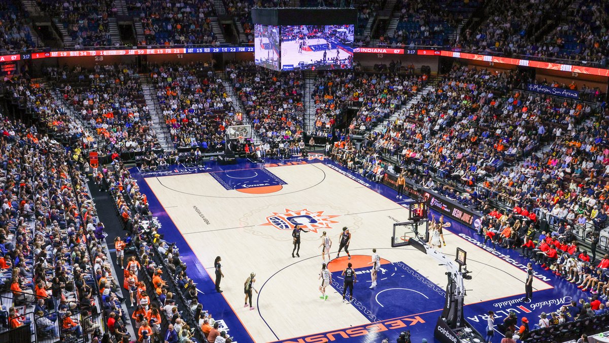 2024 was an incredible year for women's sports!

Women's basketball set viewership records across ESPN platforms

Check out watershed #NCAAWBB &amp; #WNBA moments in ESPN's 2024 Year in Review

🔗 bit.ly/4fvHE3O
