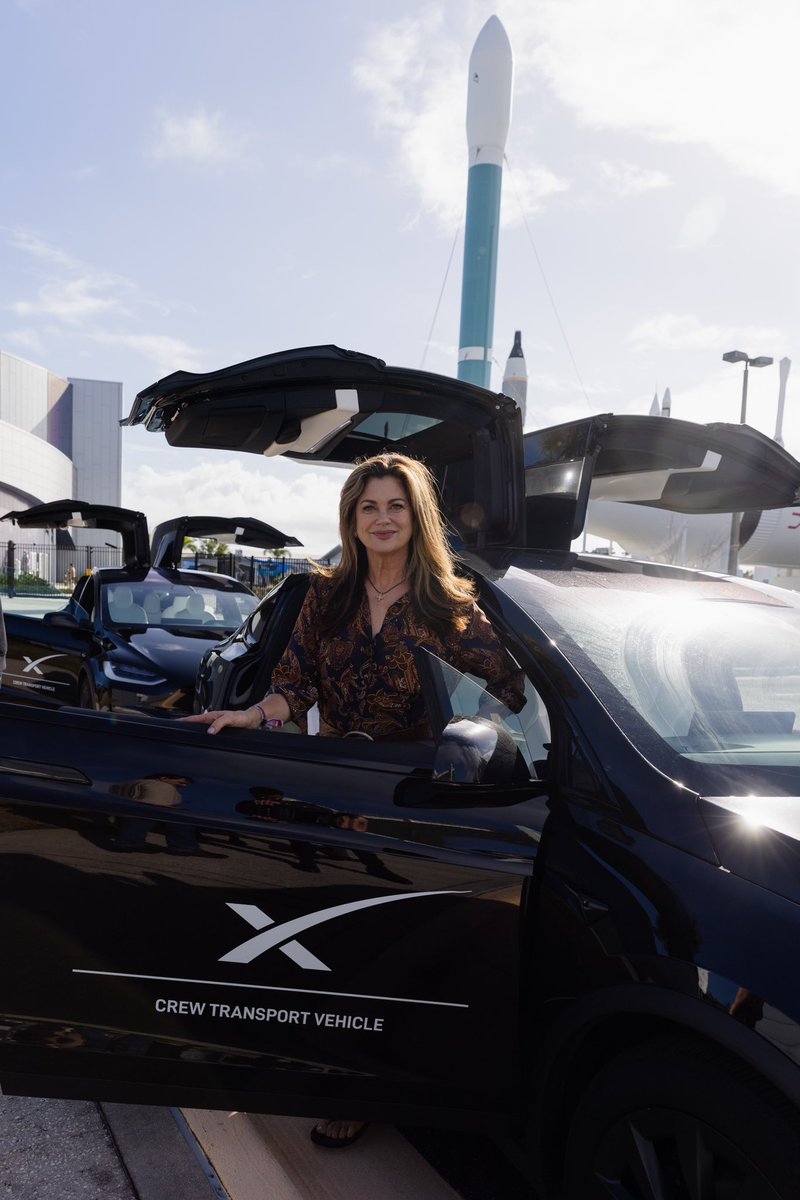 kathy ireland tweet media