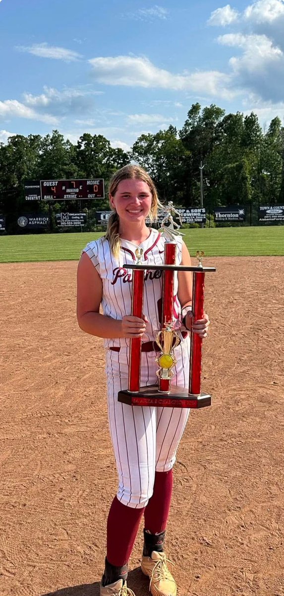 BrookwoodSball's tweet photo. Happy birthday to our very own Amori Morrison!  Have a great day kid.  We love you! ❤️ https://t.co/SK6zWLX3DU