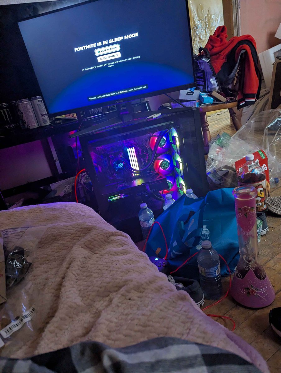 KingDaybutch's tweet image. #custombuiltgamingpc #GamingCommunity @NVIDIAGeForce @nvidia @AMDRyzen @Microsoft @BestBuy @BestBuyCanada @GeekSquad @BestBuySupport @BestBuyCanHelp