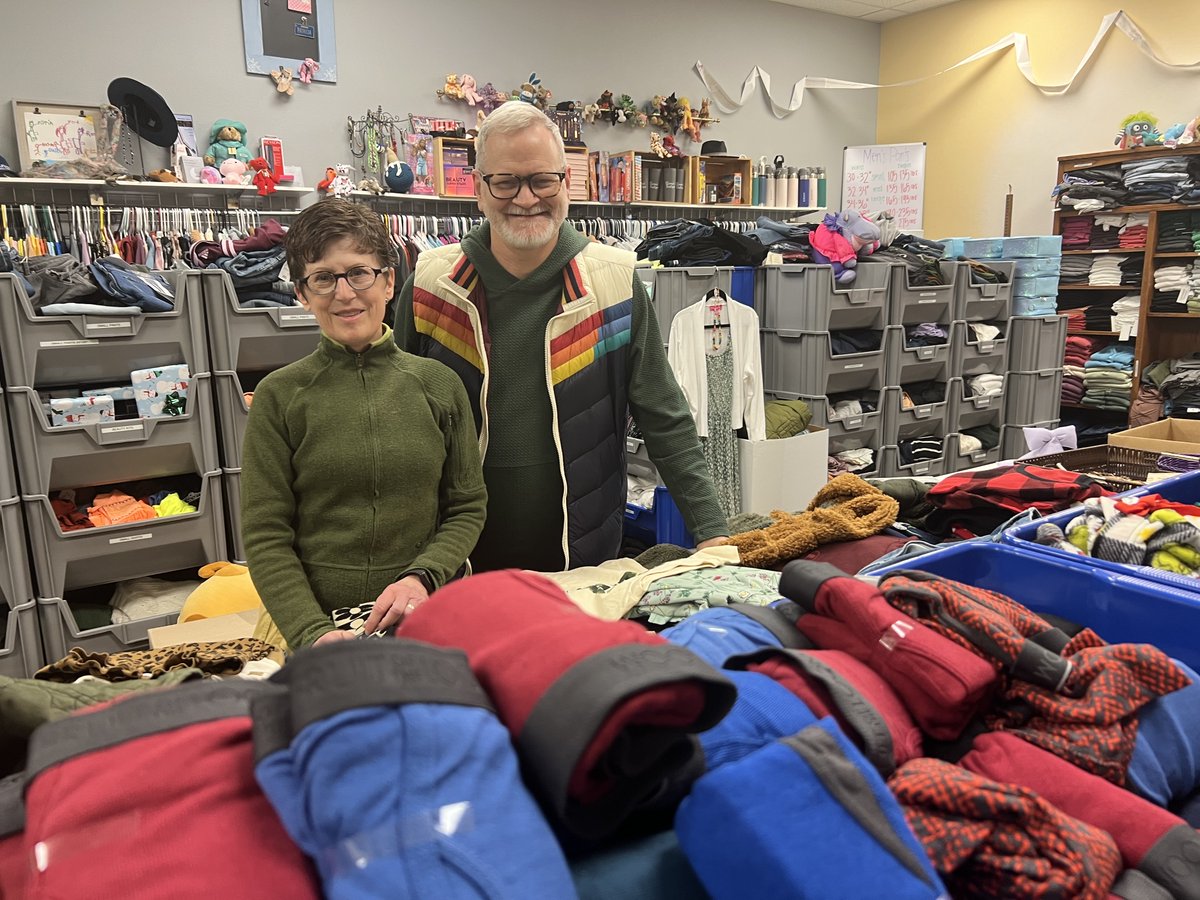 Our employees gave big in a clothing drive for Bloomin’ Boutique, assisting children in need according to their unique circumstances. We’re proud to support this outstanding local organization.

More on Bloomin’ Boutique at bloominboutique.org