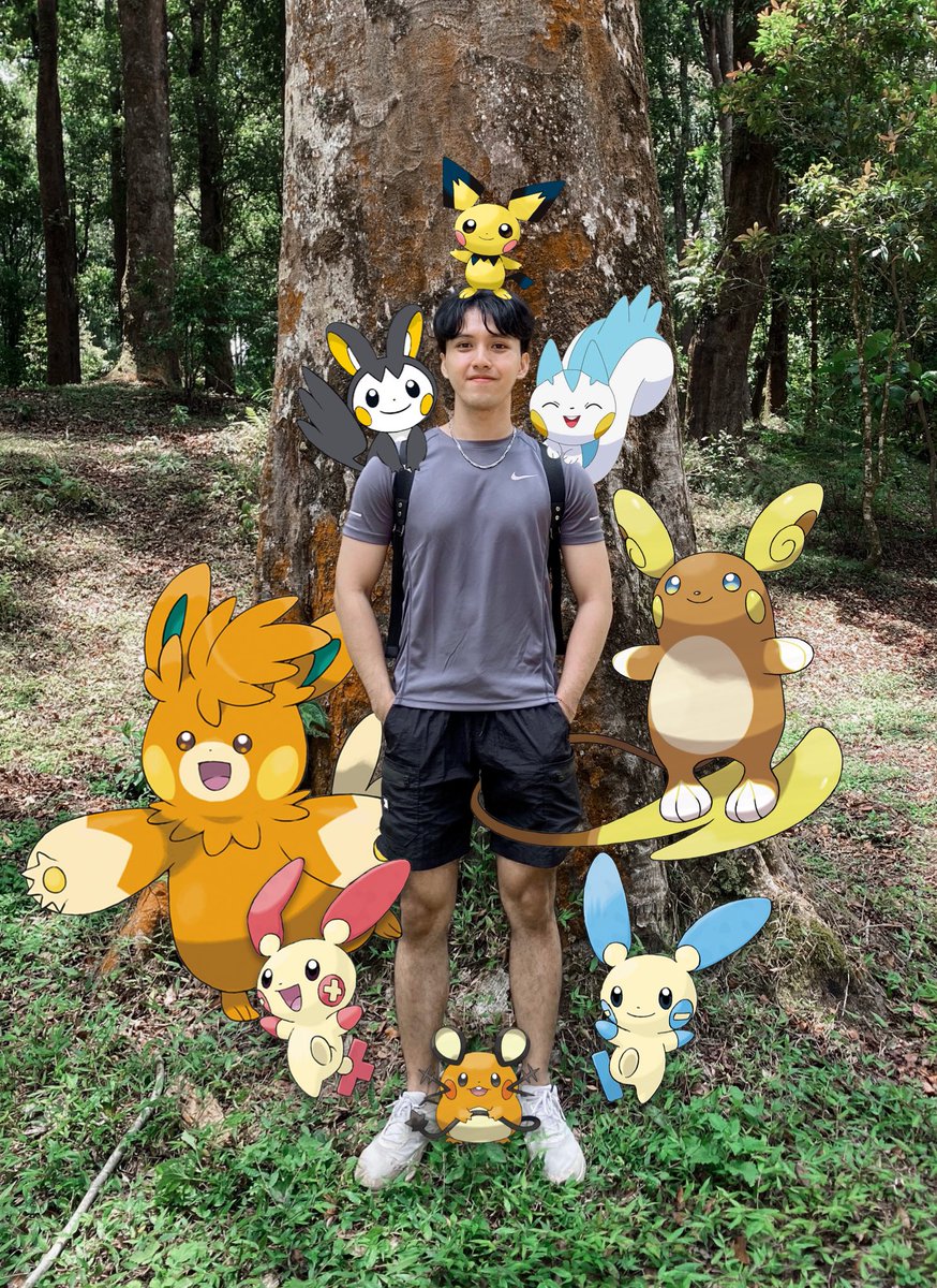 hoonydeew's tweet photo. me and my pokemon ⚡️ https://t.co/1OA5uZTwxt