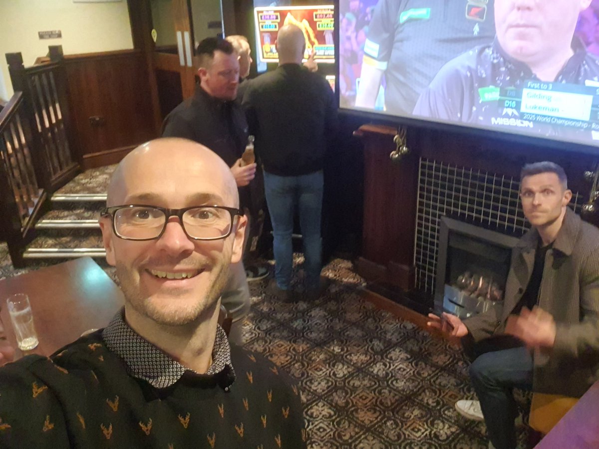 wheelspins2k's tweet photo. Pub 6 the shepherd's. Is the twitter feed dead? #eveeve https://t.co/7wbYCNesqj