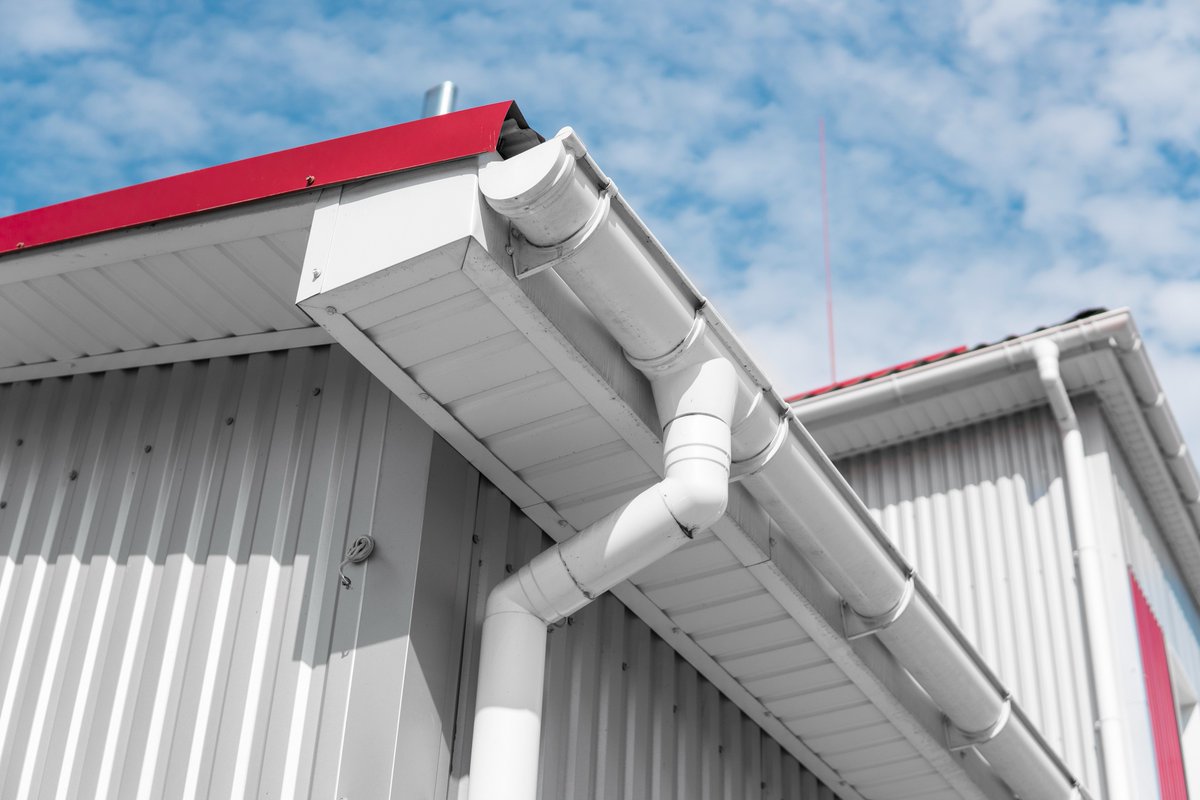 GetNrgPlus's tweet photo. Our team at Energy Plus Home Improvements understands that investing in gutter guards can be overwhelming. That's why we offer free consultations and estimates to help you make an informed decision. Call us at (989) 833-1000 to learn more. https://t.co/3YrBtsG8M7