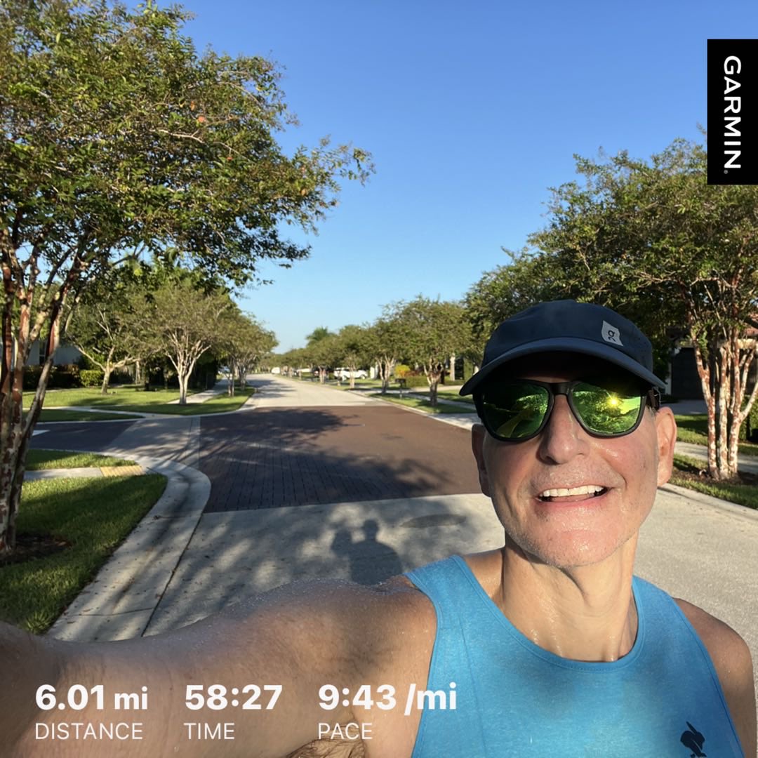 JayGabbe's tweet photo. Slow and easy 6 miler to start the holiday week. Absolutely perfect weather. Excited to do some weights later. That’s what you do when you vacation. #running #runchat #runningmakesmesane #onedayatatime https://t.co/2G7uVeDQlH