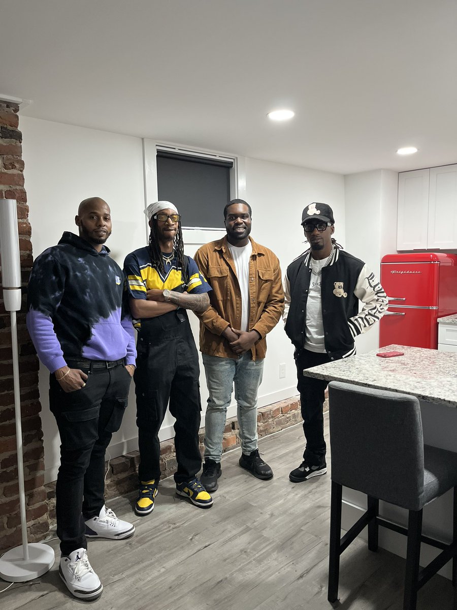 JointTalkpod's tweet photo. We had TJ Holt join us in the studio again for his 2nd interview. We had talked about his up coming fight on March 14th, why we went viral during a crazy situation and his upcoming album fighting PTSD. New episode drops Friday at 3pm‼️#podcast #jointtalk #talkshow #radio #mma https://t.co/5qpRReIPfS