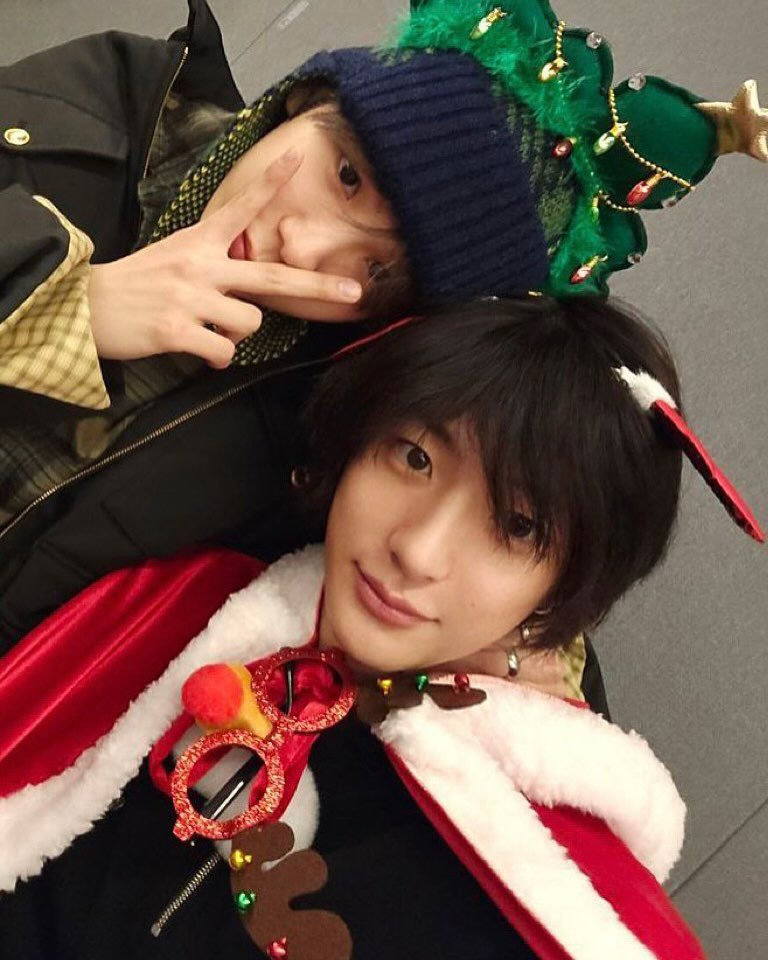 anton pics tweet media