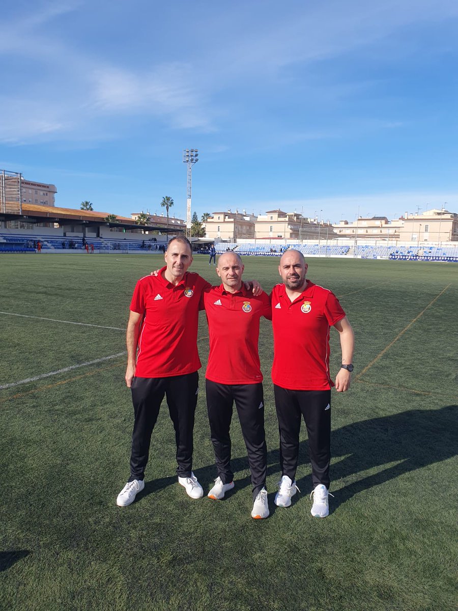 AitorPardo78's tweet photo. Primer objetivo cumplido #AragonSub14 @futbolaragon nos vamos a #FaseOro
🔸Muy orgulloso de todos los jugadores y su nivel competitivo
🔸Agradecido a mis compañeros de cuerpo técnico y personal de federación que hacen fácil lo dificil
Seguiremos disfrutando, compitiendo y soñando https://t.co/mEY6RnAwrv