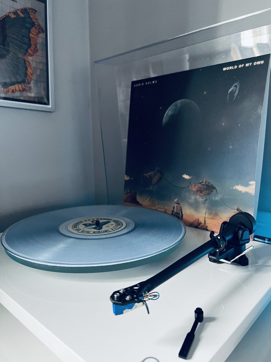 Starting to get serious now 😅

11 - Ride - Interplay
12 - Chris Helme - World of My Own 

#5albums24