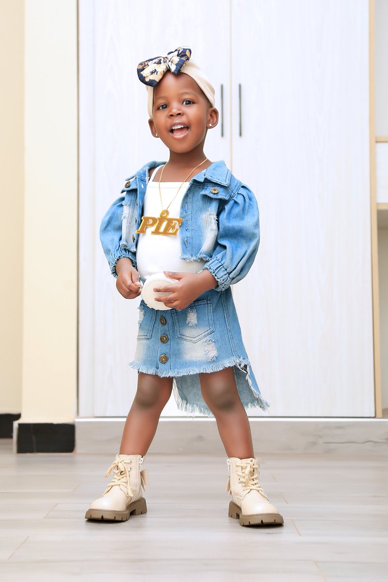 PieAmeerah's tweet photo. Am ain't so special but it's my outfit from Noble fashion and design kids collection that is making magic around me. 
#fashion #fashionstyle #Fashionista #FashionForward #kidmodel #miniinfluencer https://t.co/CCasTxjhYF