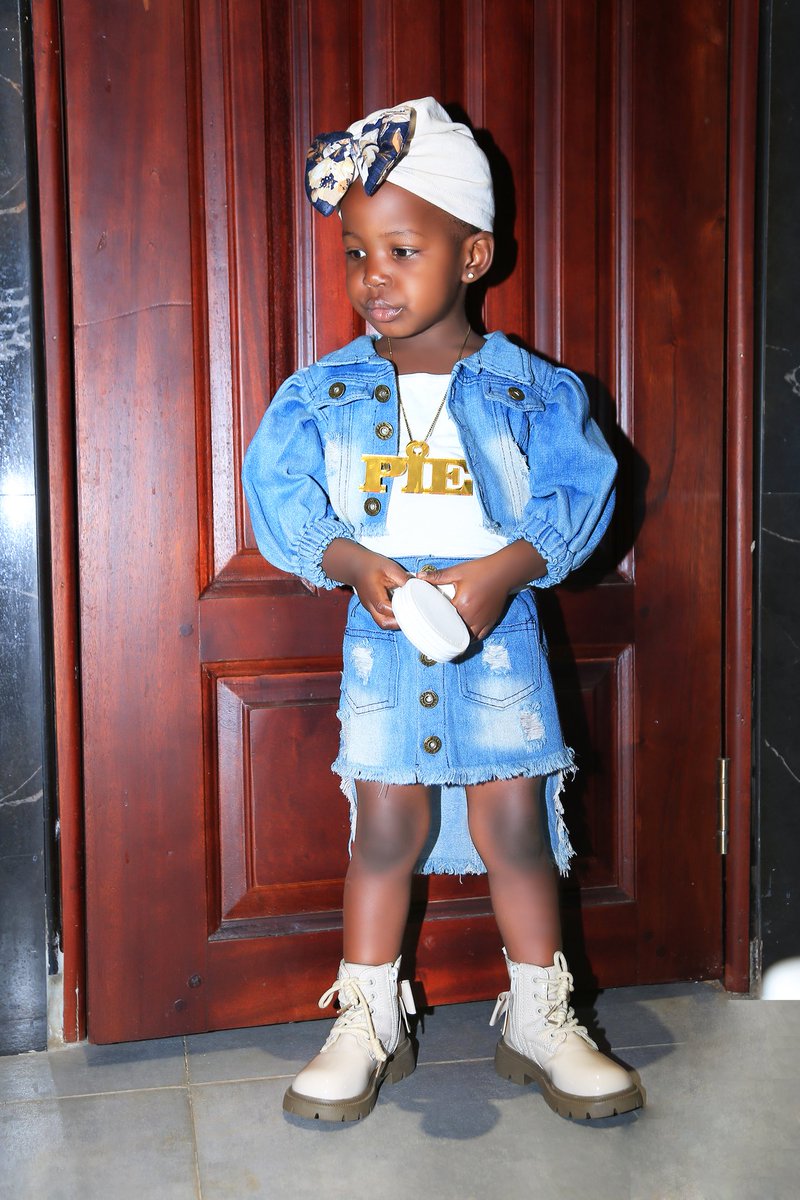 PieAmeerah's tweet photo. Am ain't so special but it's my outfit from Noble fashion and design kids collection that is making magic around me. 
#fashion #fashionstyle #Fashionista #FashionForward #kidmodel #miniinfluencer https://t.co/CCasTxjhYF